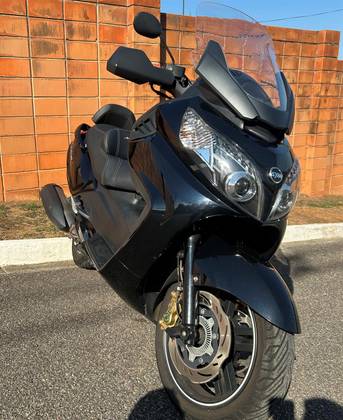 DAFRA MAXSYM 400i 